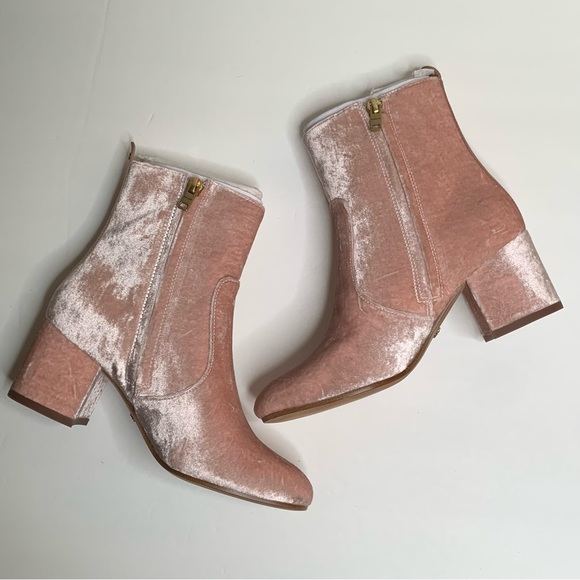 NEW Coach Juliet Velvet Ankle Booties Size 5 - Picture 8 of 10